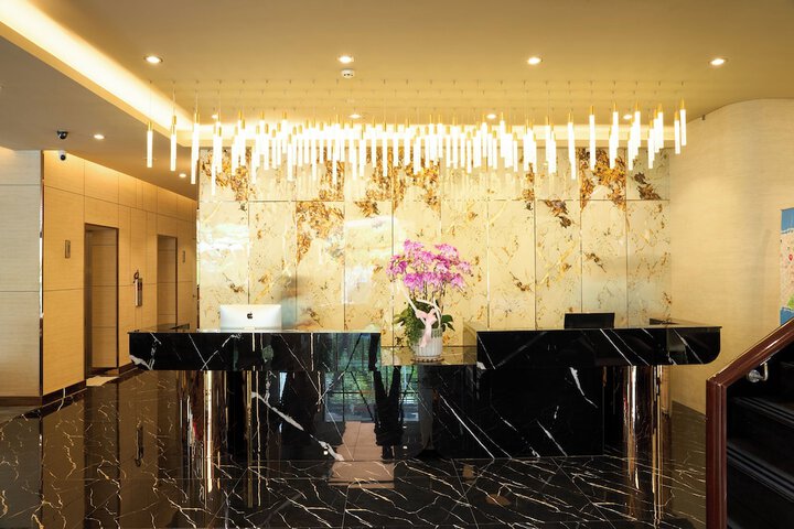 Hotel Lobby