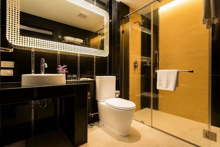 Clean Restrooms