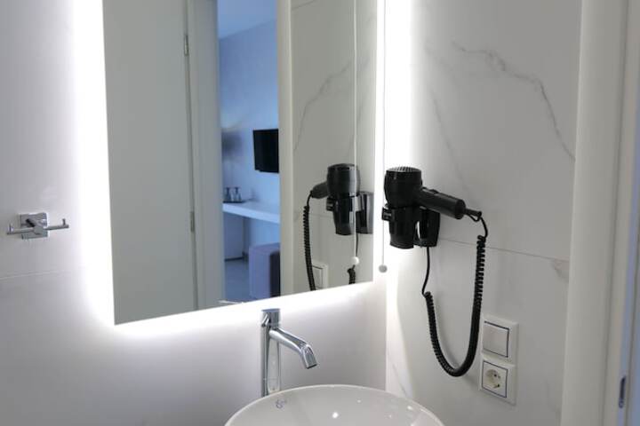 Room 55 of 72