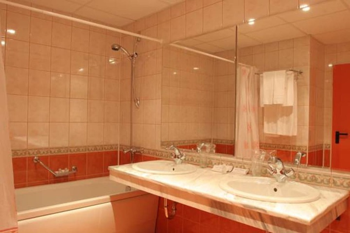 Bathroom Interior Photo