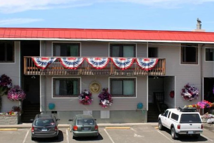 Property Grounds 32 of 41