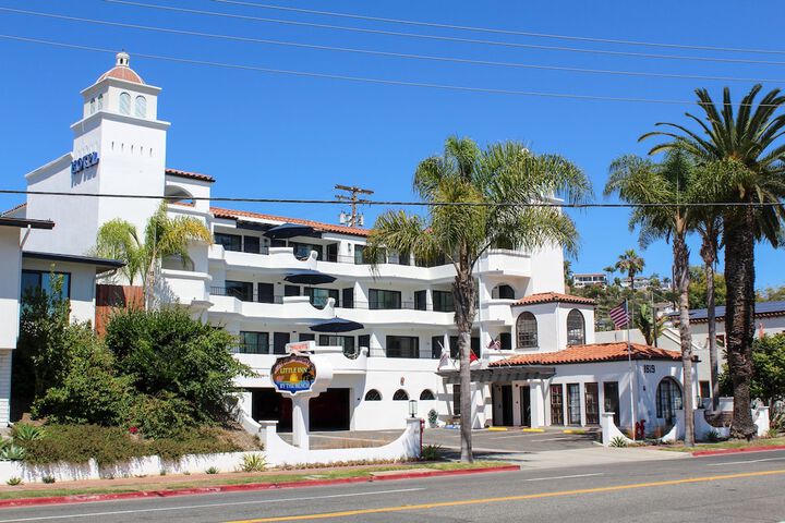 Hotel 33 of 38