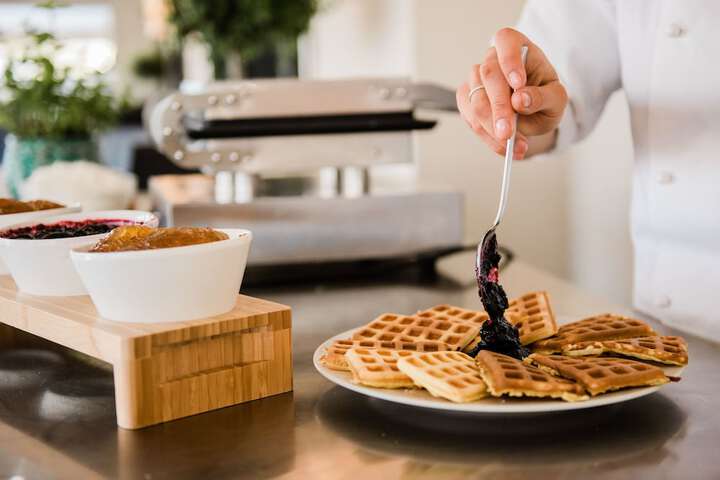 Breakfast/Coffee Service 85 of 102