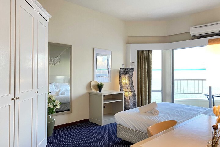 Room 41 of 650