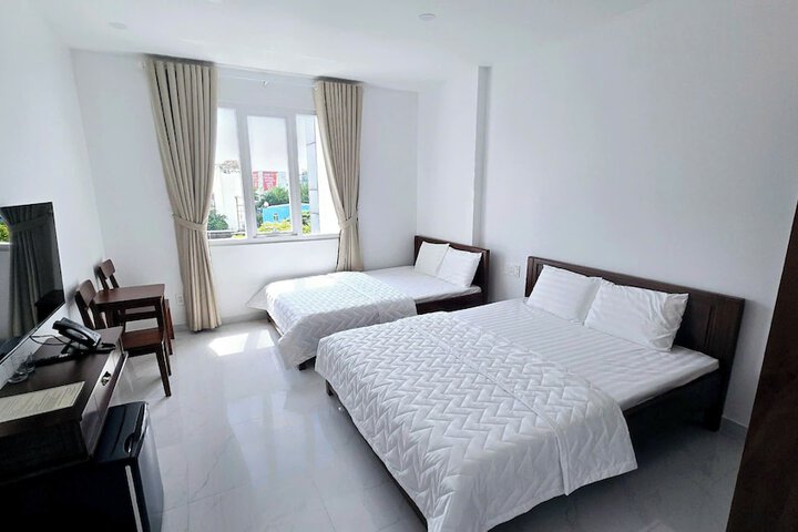 Ha Bao Chau Hotel Tan Binh