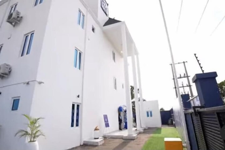 PEPE Suites