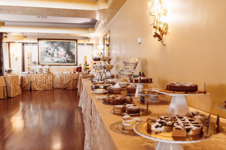 Breakfast/Coffee Service 50 of 75