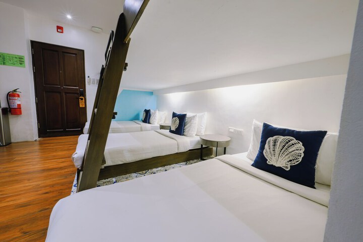 Room 34 of 65