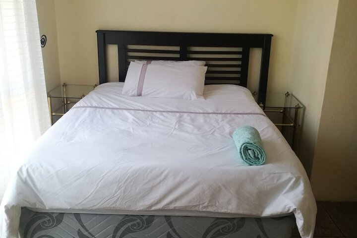 Room 8 of 40
