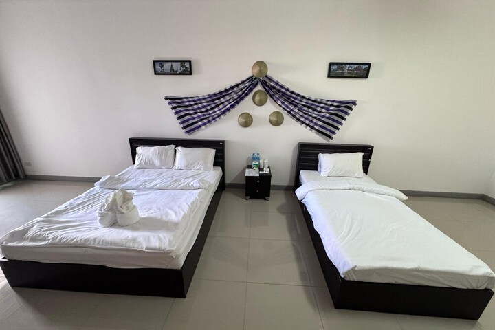 Room 7 of 17