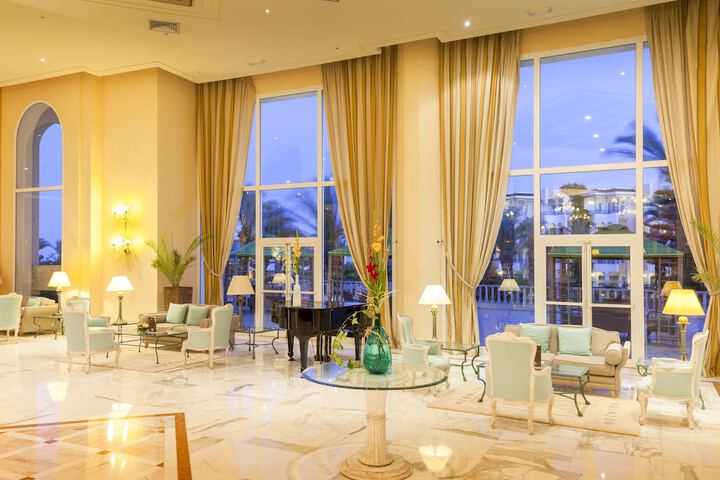 Guest Lobby