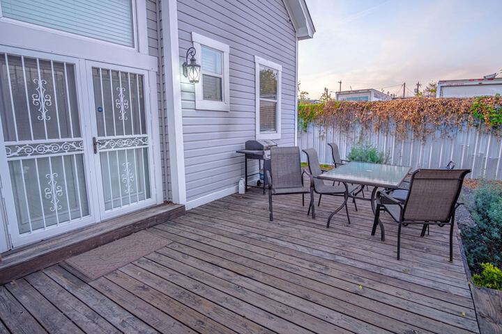 Terrace/Patio 18 of 42
