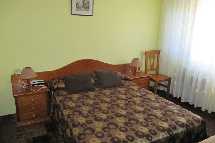 Room 8 of 52
