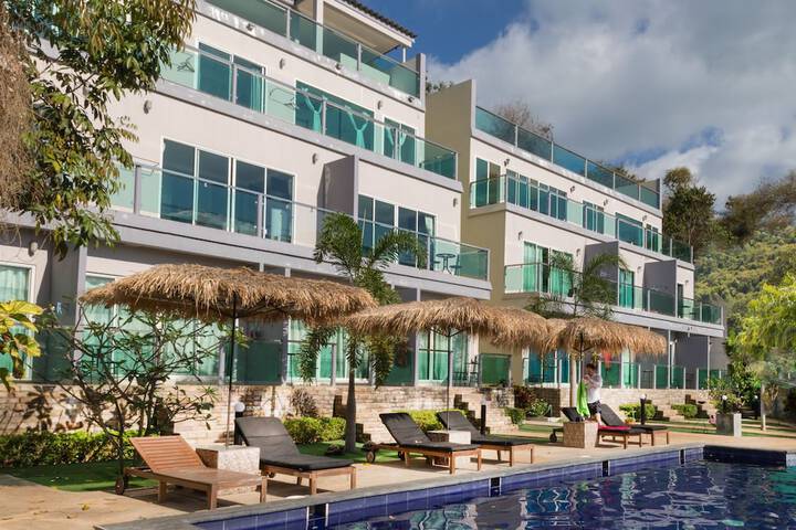 Sundeck 306 of 353