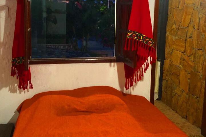 Room 5 of 7