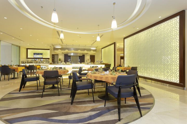 Dining 62 of 109