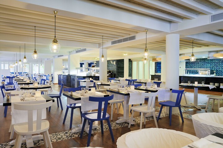 Dining Photos