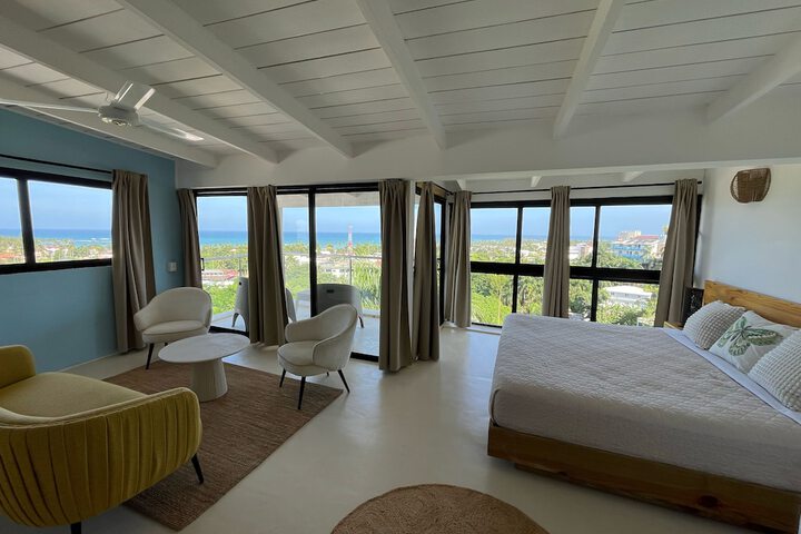 Room 2 of 38
