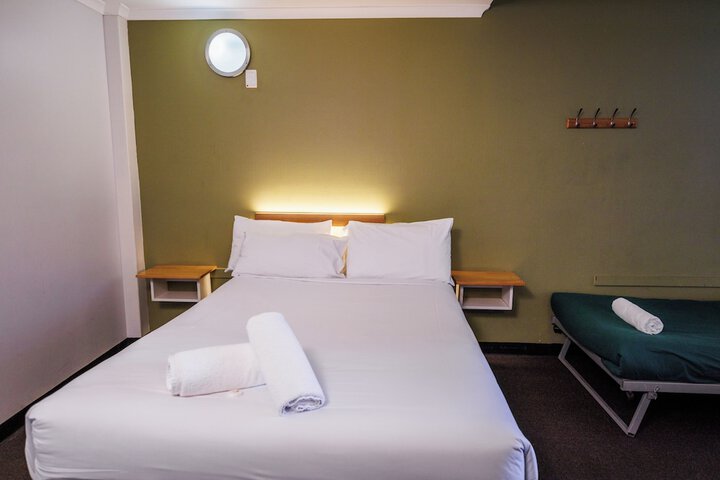 Room 21 of 42