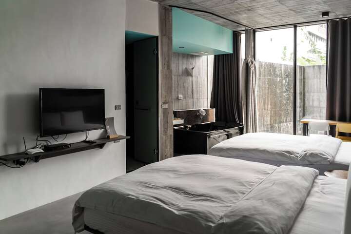 Room 13 of 57