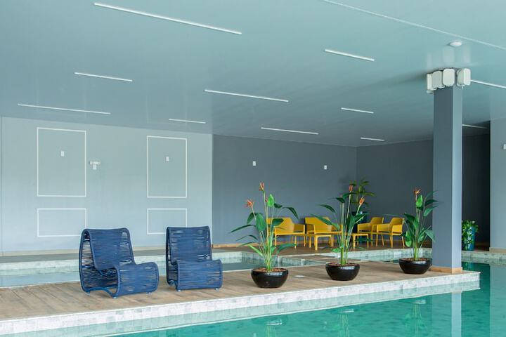 Pool 42 of 74