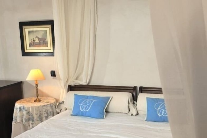 Room 14 of 56