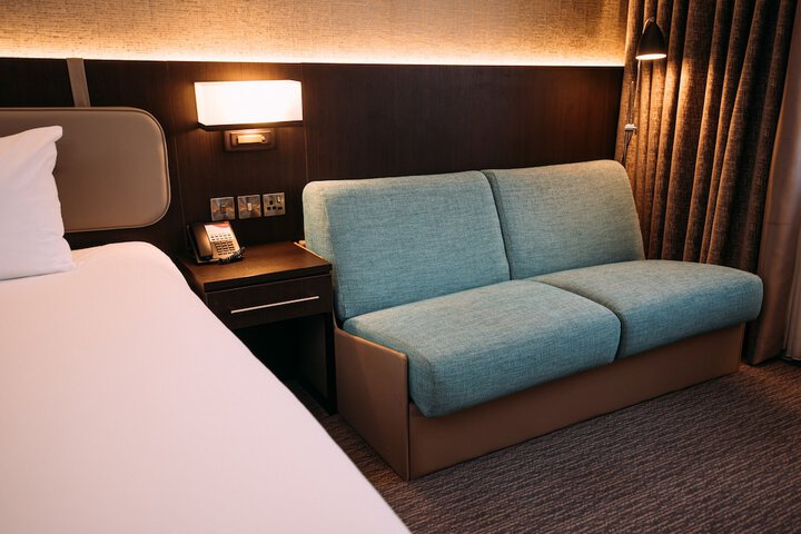 Room 15 of 155