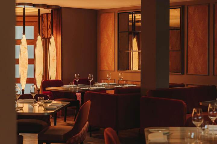Dining 43 of 67