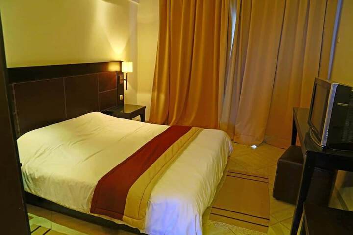 Room 8 of 21