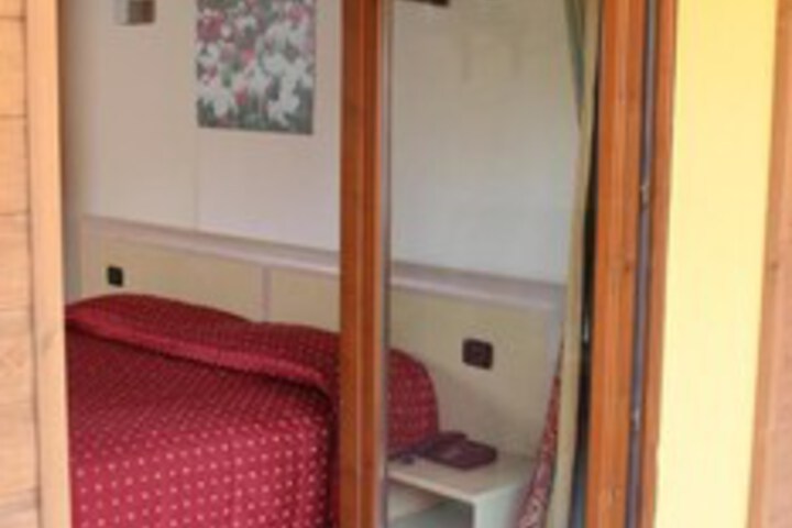 Room 19 of 21
