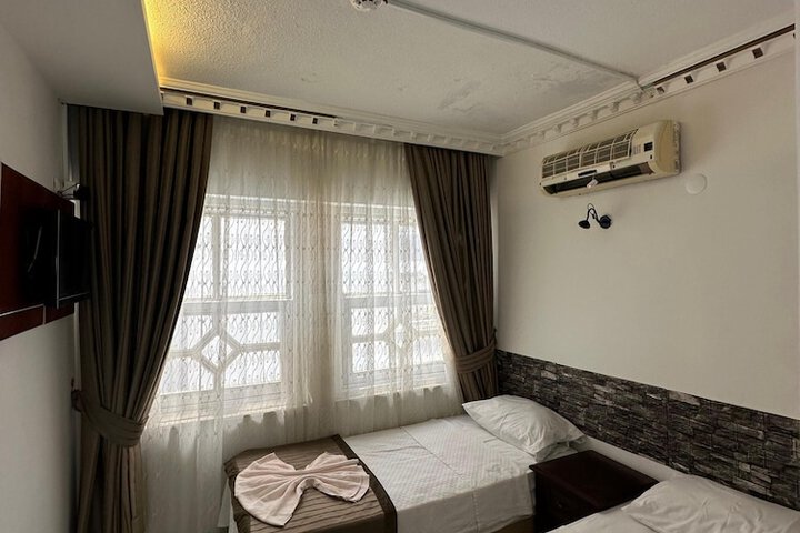 Room 5 of 46