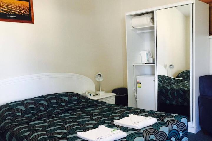 Room 11 of 45
