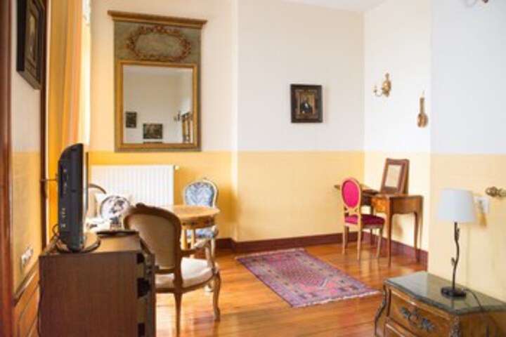 Room 20 of 40