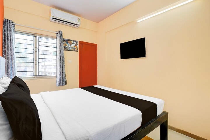 Room 17 of 32