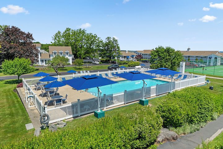 Pool 145 of 176