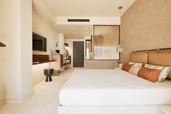 Room 6 of 48