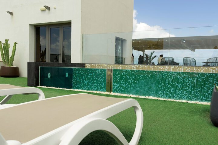 Terrace/Patio 60 of 65