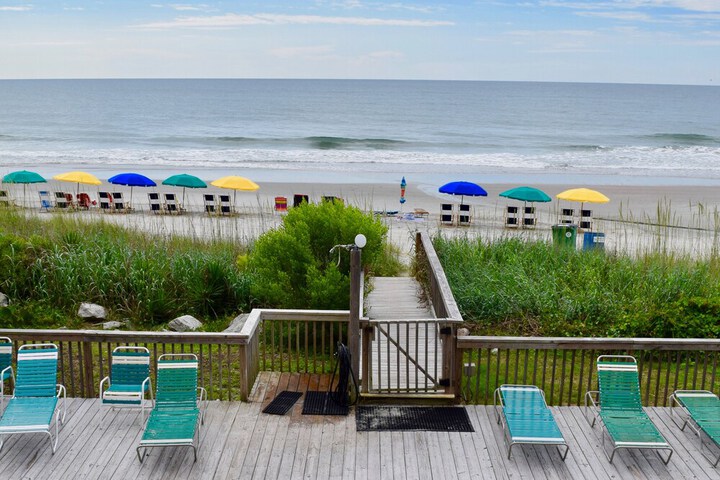 Beach 22 of 29