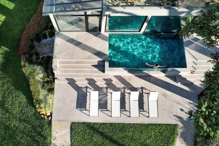 Pool 112 of 171