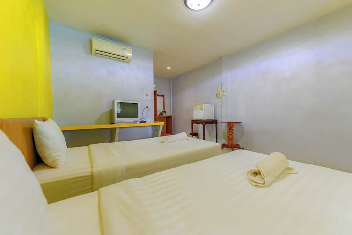 Room 15 of 97