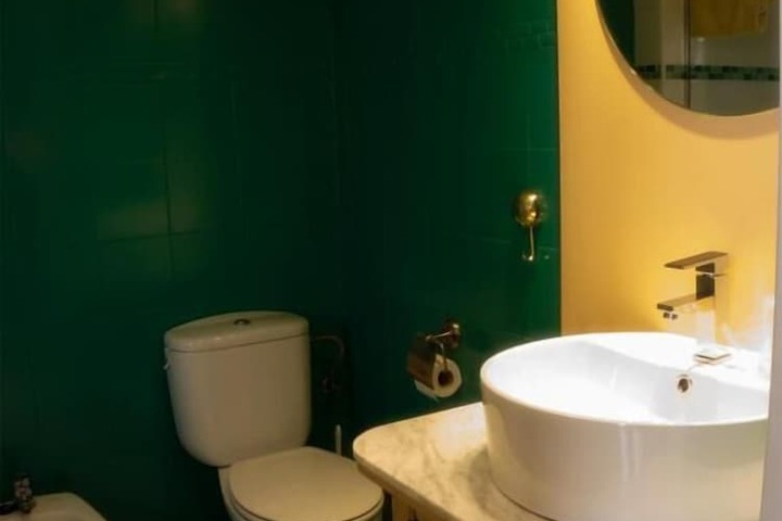 Clean Restrooms