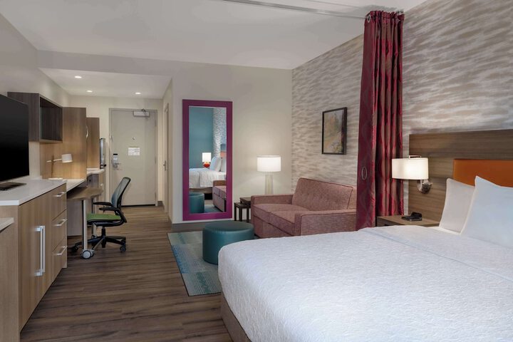 1 King Bed Studio Suite (8 of 22)