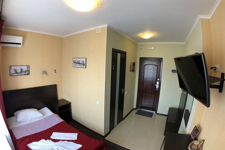 Room 13 of 56