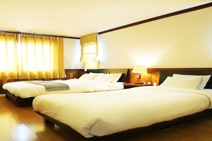 Room 12 of 57