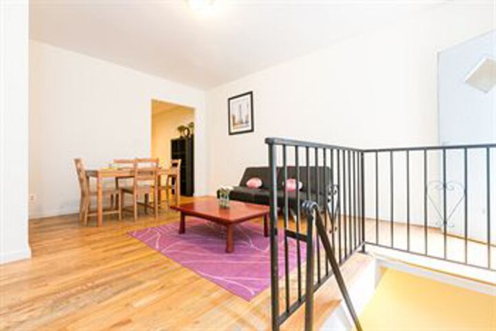 Room 7 of 23