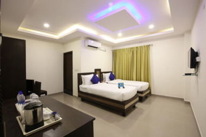 Room 16 of 18