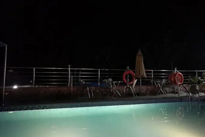 Pool 7 of 49