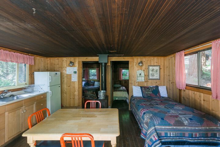 Room 75 of 143