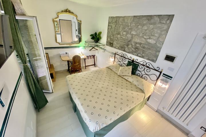 Room 90 of 190