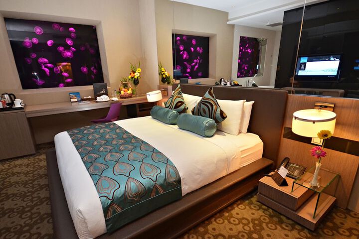 Room 31 of 204